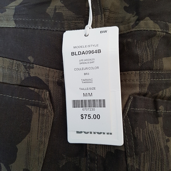 NEW Bench dark olive mini skirt - medium - Picture 3 of 3